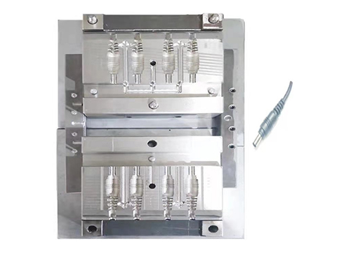如何提高DC插头模具的成型精度
