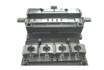 AC插头模具可以定制特殊功能吗